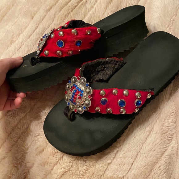 Custom Texas Rangers Flip Flops - Picture 2 of 6